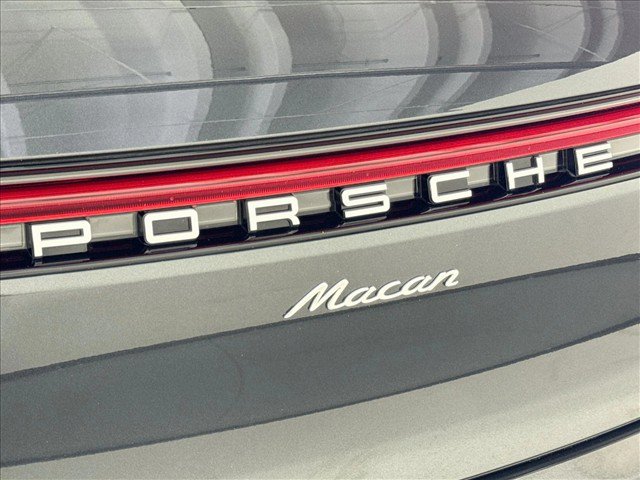 Certified 2026 Porsche Macan Turbo AWD/4WD image 25