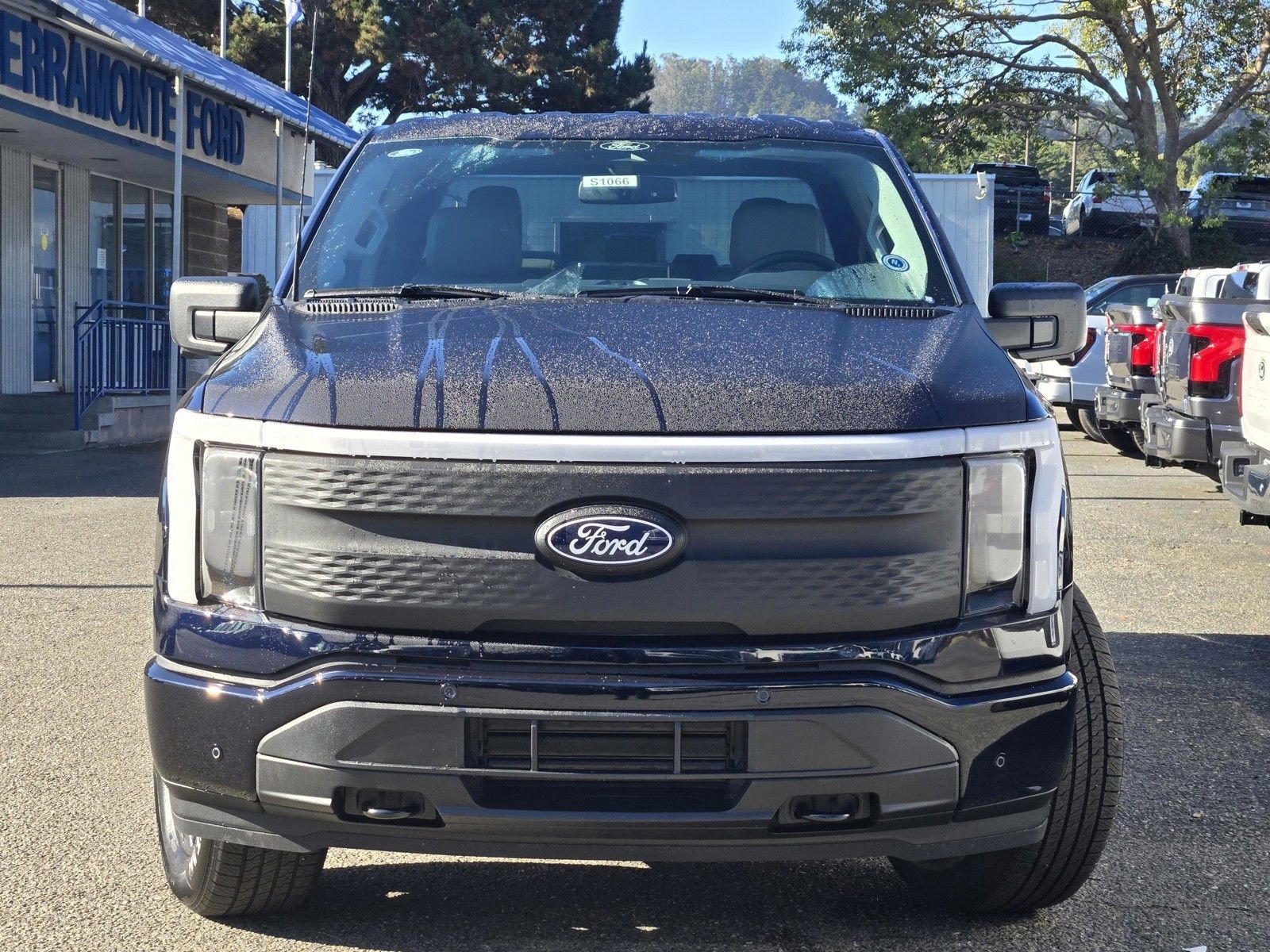 New 2025 Ford F150 Lightning Flash image 3