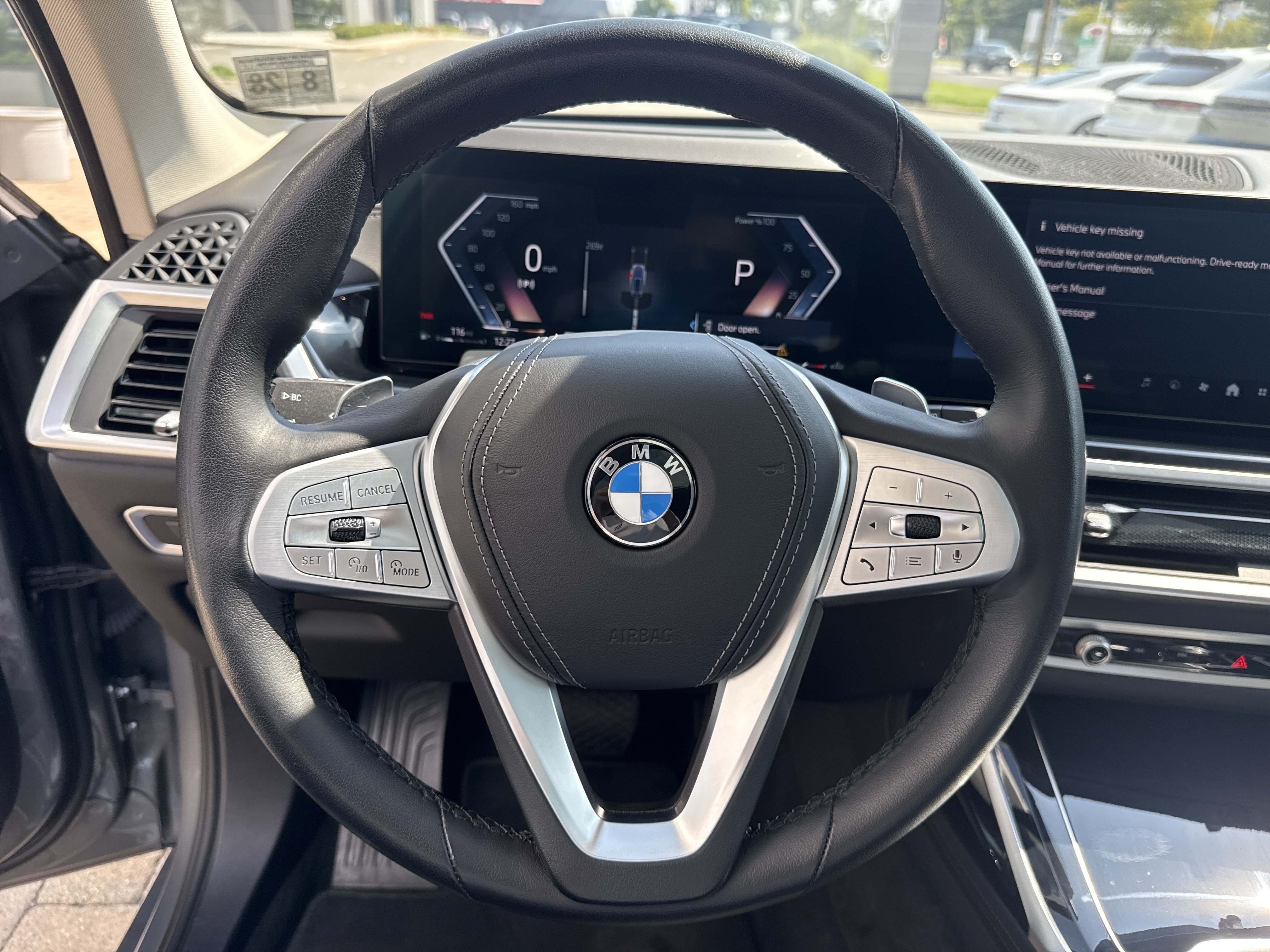 Used 2024 BMW X7 xDrive40i w/ Premium Package AWD/4WD image 19