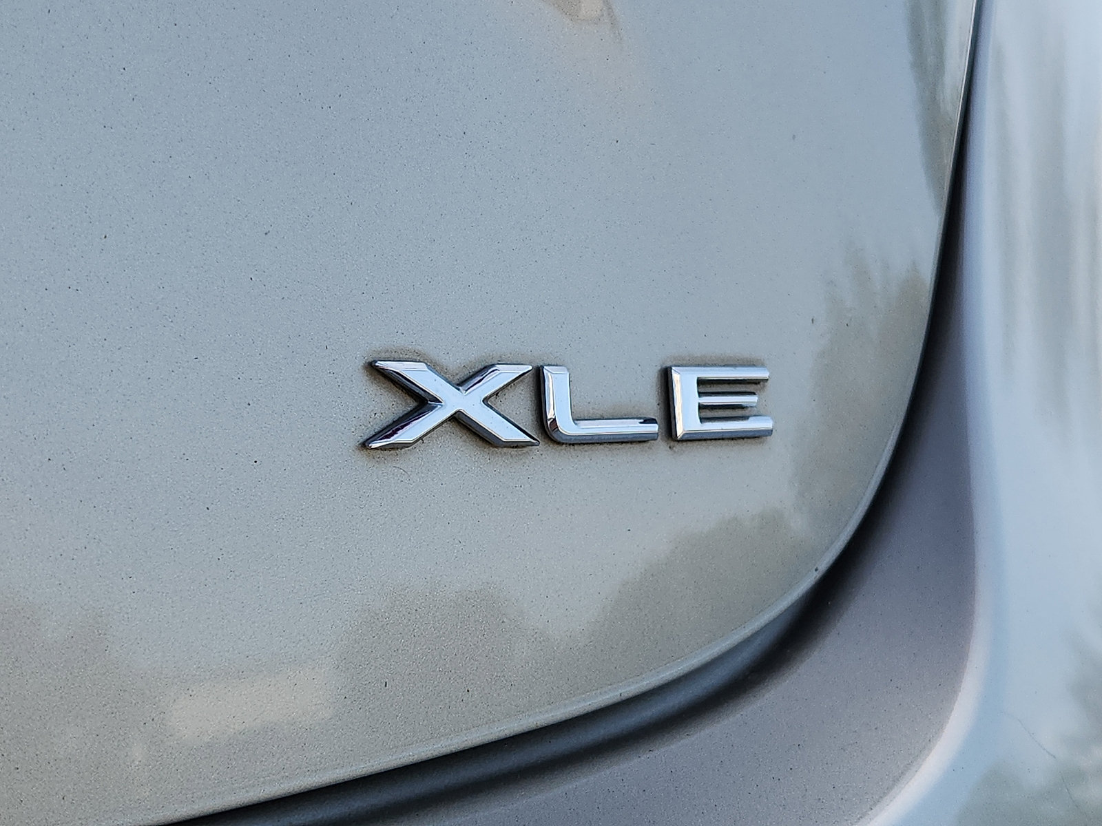 Used 2015 Toyota Avalon XLE Touring FWD image 32