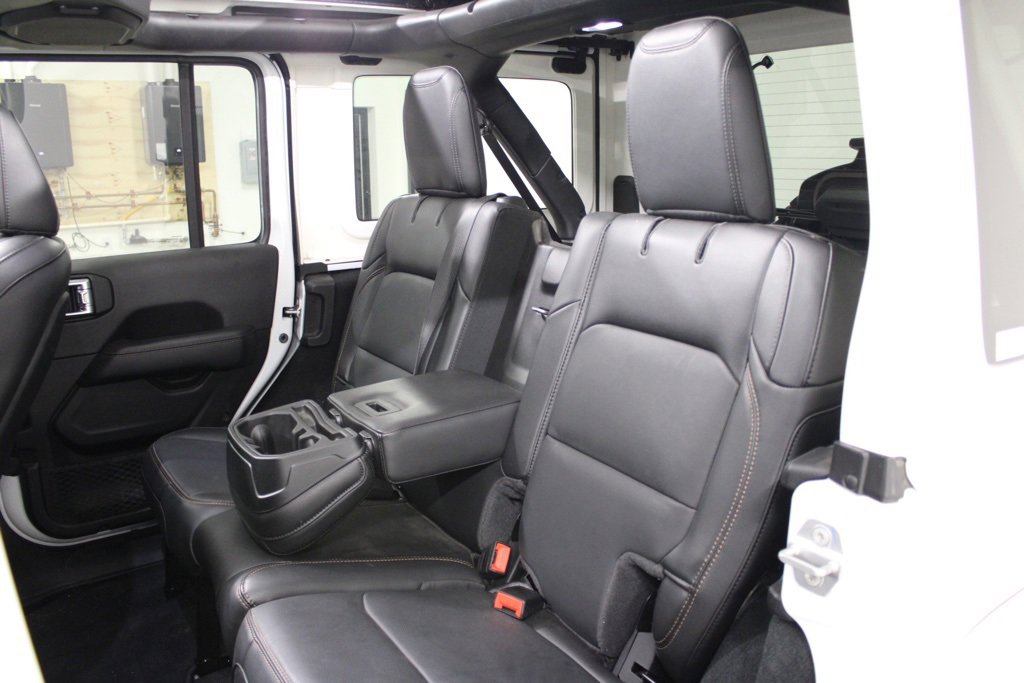 Used 2022 Jeep Wrangler Unlimited Rubicon w/ Trailer Tow Package image 33