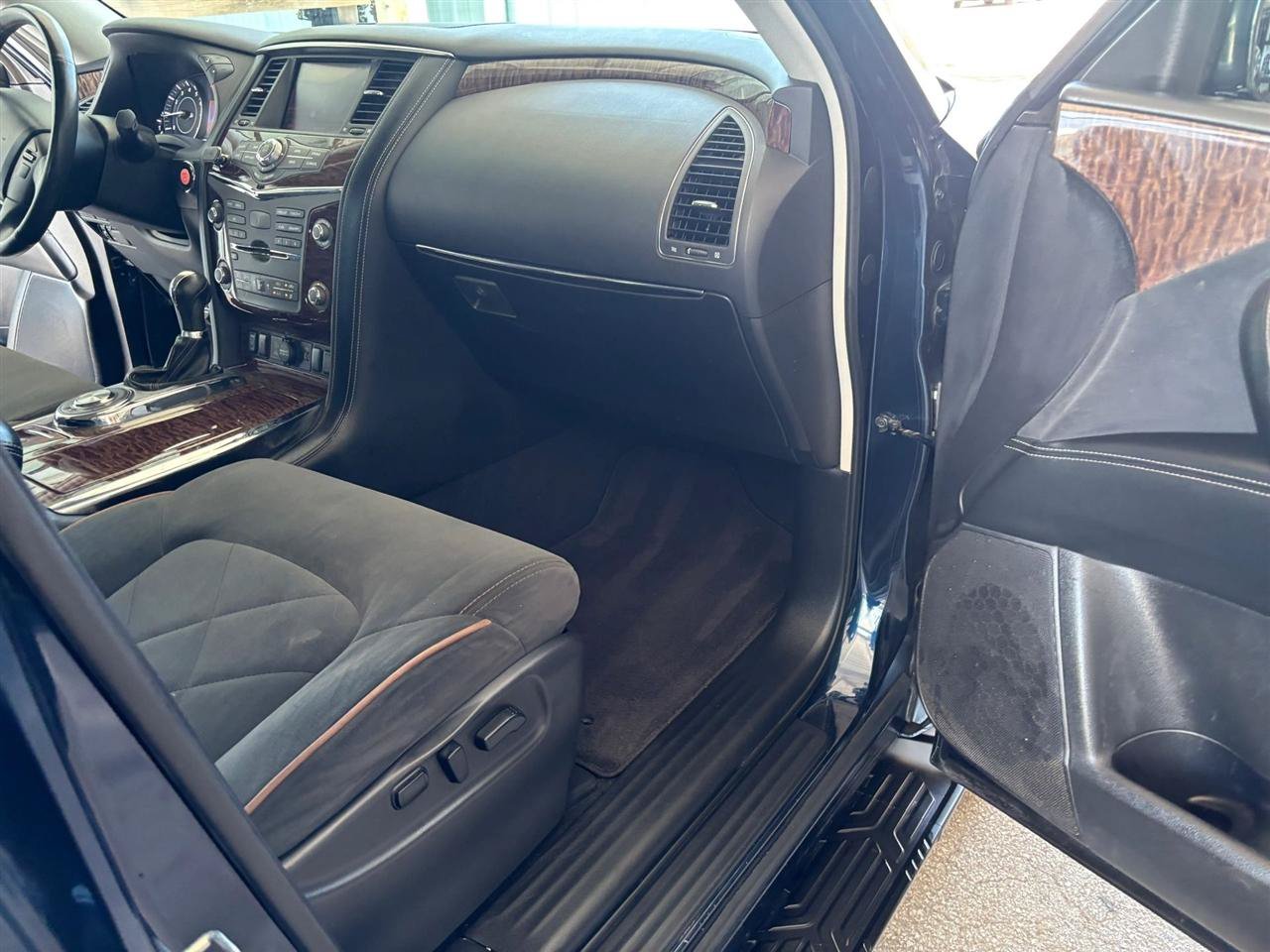 Used 2018 Nissan Armada SV w/ Driver Package RWD image 10