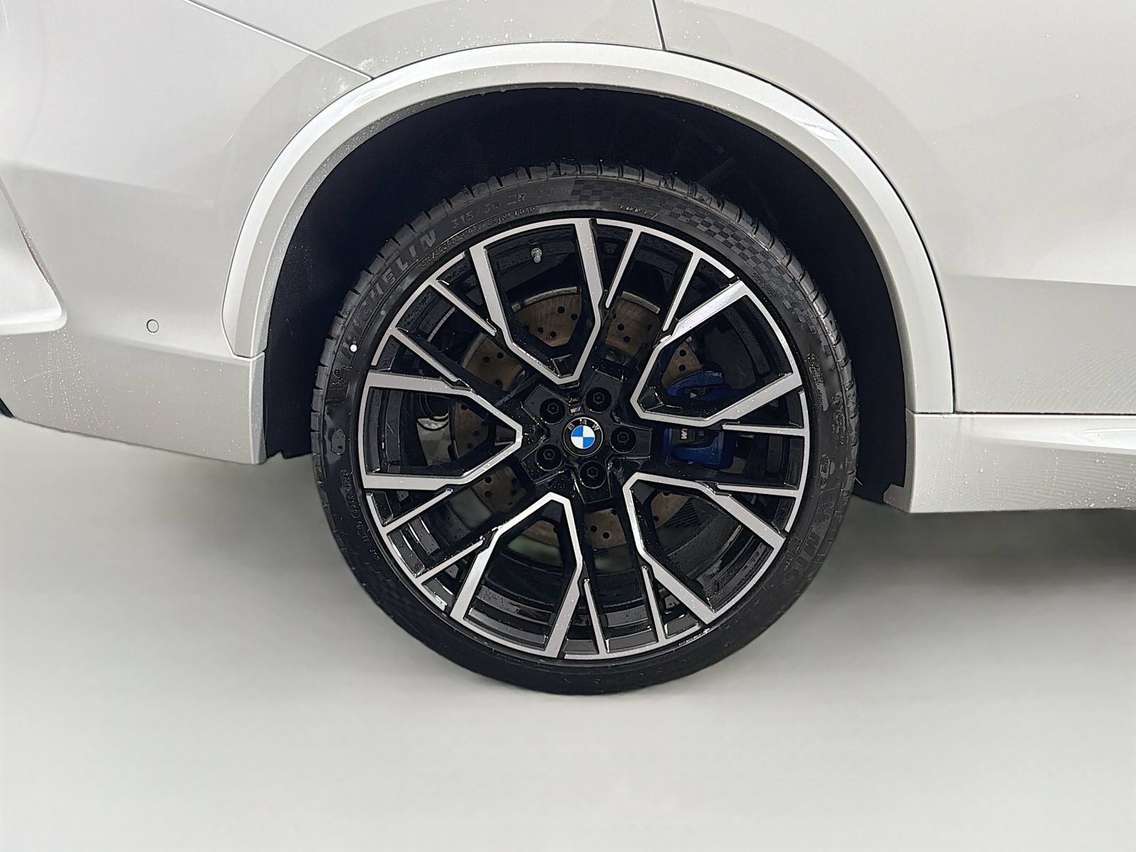 New 2026 BMW X5 M Competition w/ Executive Package AWD/4WD image 36