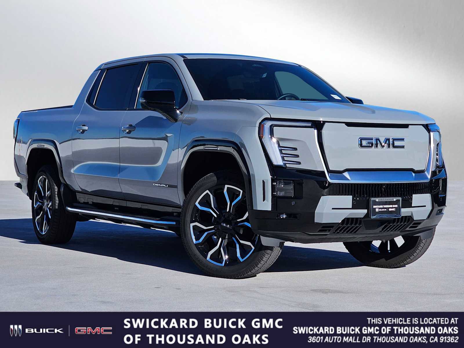 Used 2024 GMC Sierra EV Denali image 1