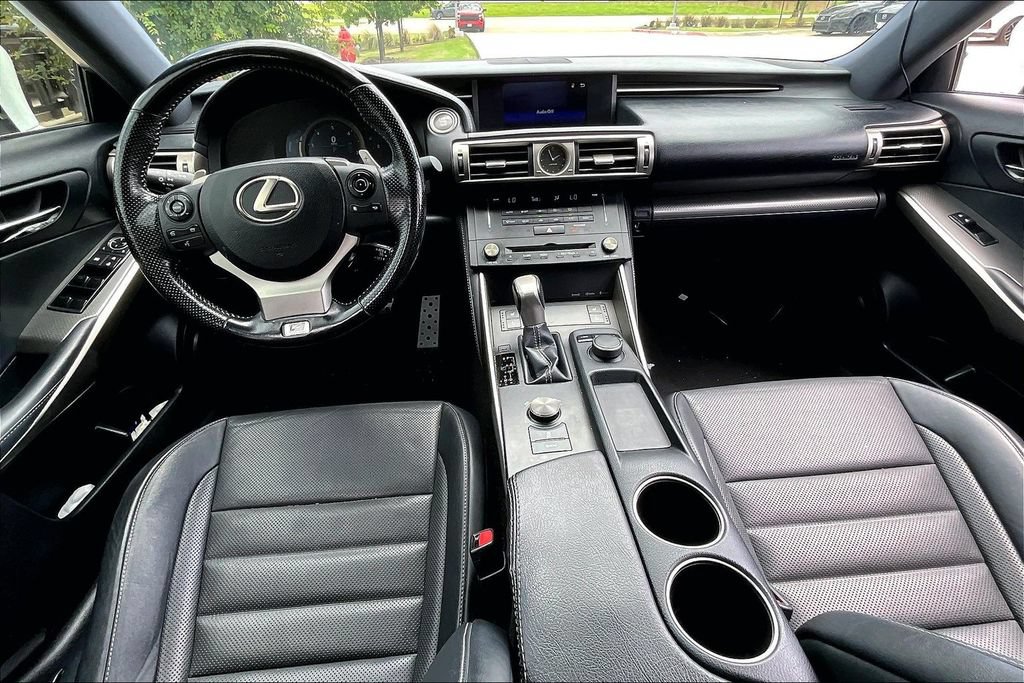 Used 2016 Lexus IS 200t w/ F Sport Package RWD image 17
