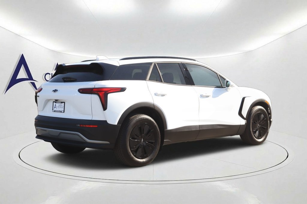 New 2026 Chevrolet Blazer EV LT w/ Midnight/Sport Edition FWD image 4