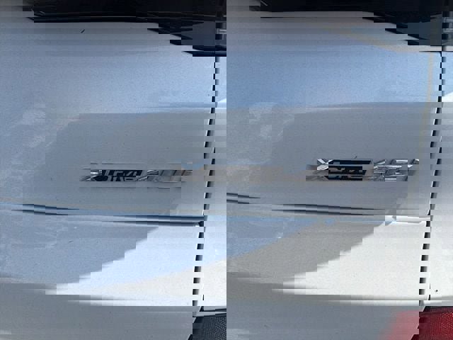 Used 2025 BMW X5 xDrive40i w/ Executive Package image 15