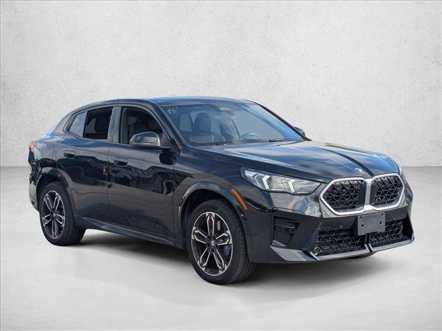 Used 2025 BMW X2 xDrive28i image 3
