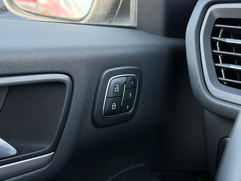 Used 2022 Ford Escape SEL w/ Technology Package image 26