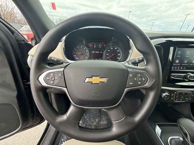 Used 2023 Chevrolet Traverse LS image 14