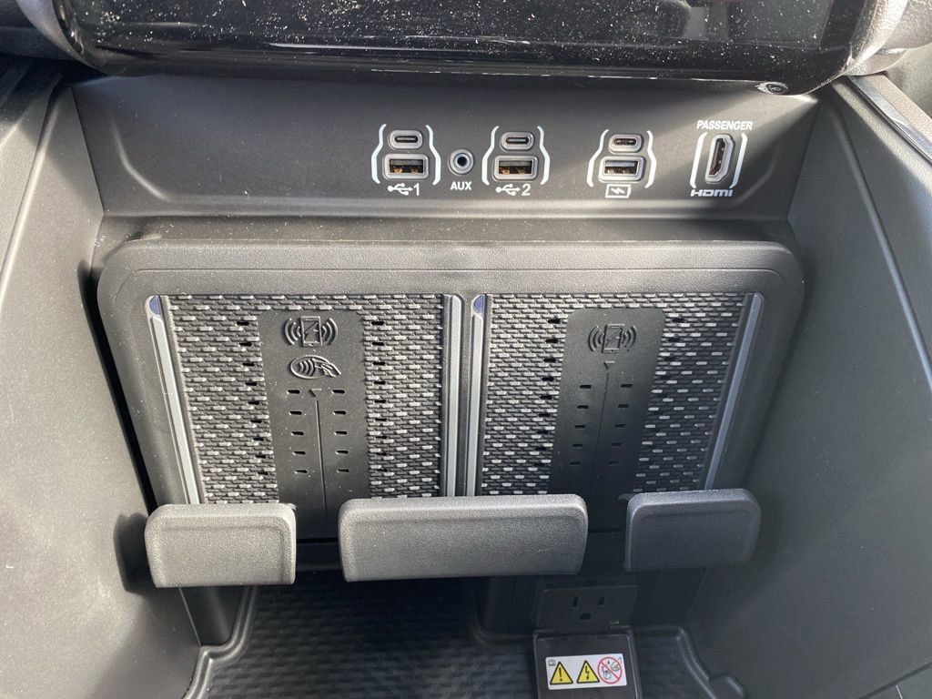 New 2026 RAM 1500 Laramie w/ Night Edition image 37