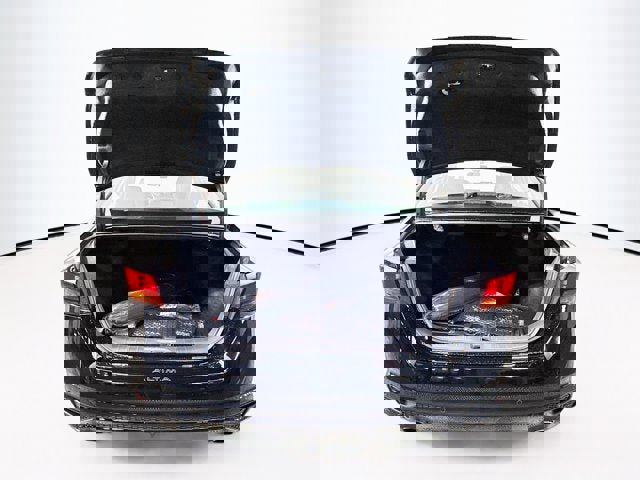 New 2025 Nissan Altima 2.5 SV w/ SV Special Edition Package image 9