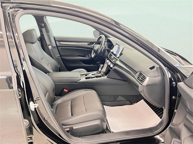 Used 2022 Honda Accord Sport image 11