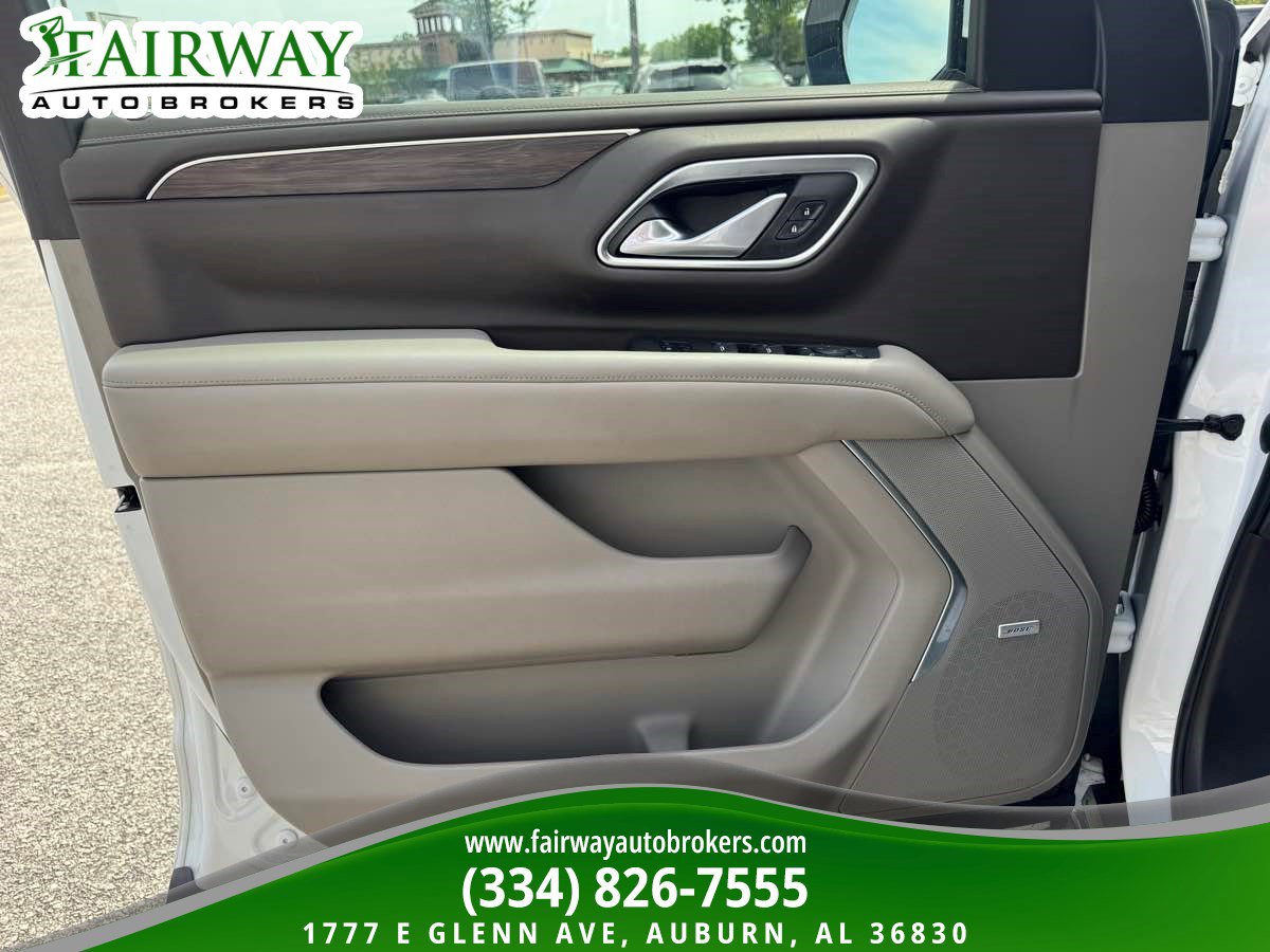 Used 2022 Chevrolet Tahoe LT w/ Luxury Package RWD image 29
