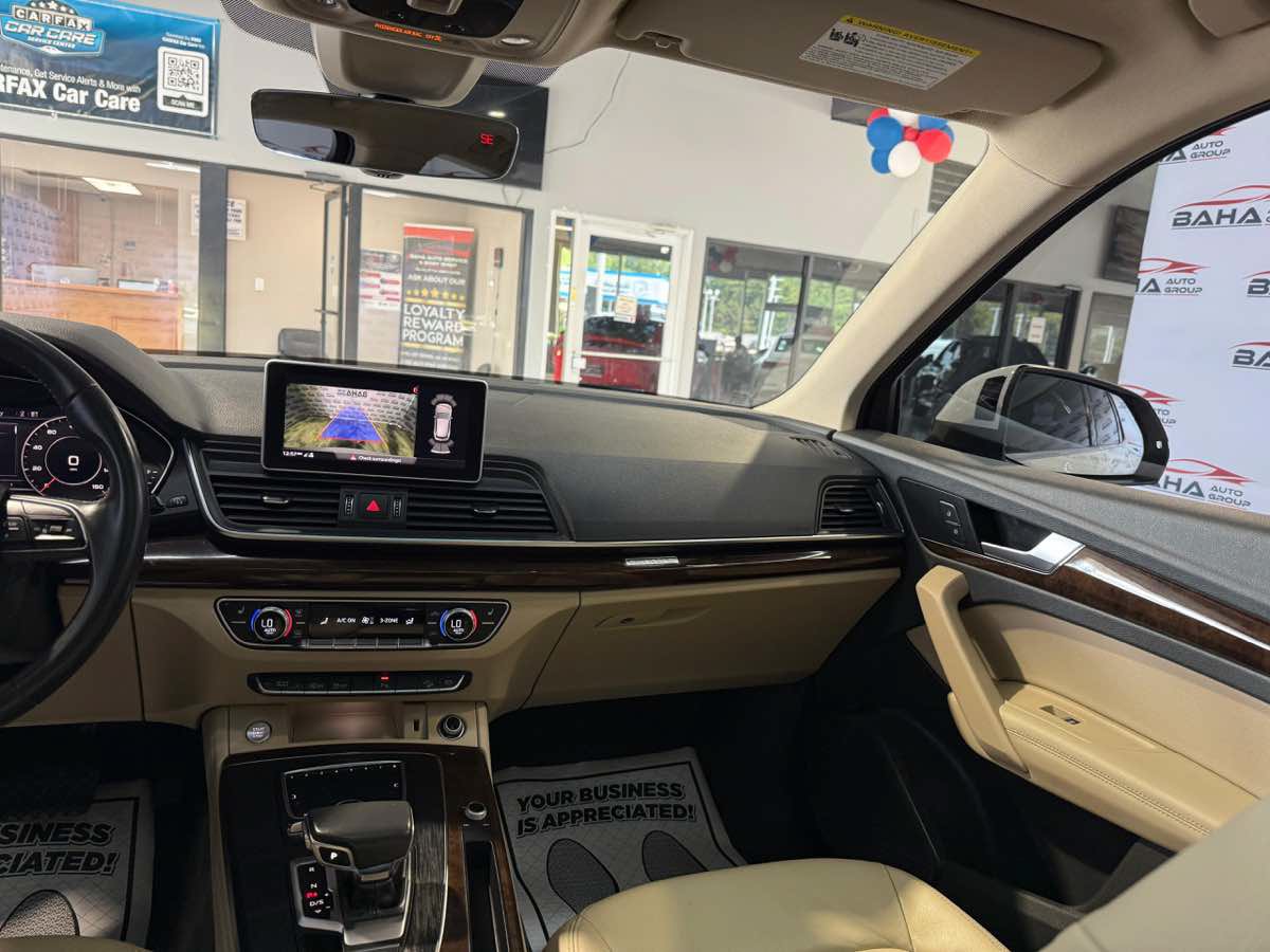 Used 2020 Audi Q5 2.0T Premium Plus w/ Premium Plus Package AWD/4WD image 26