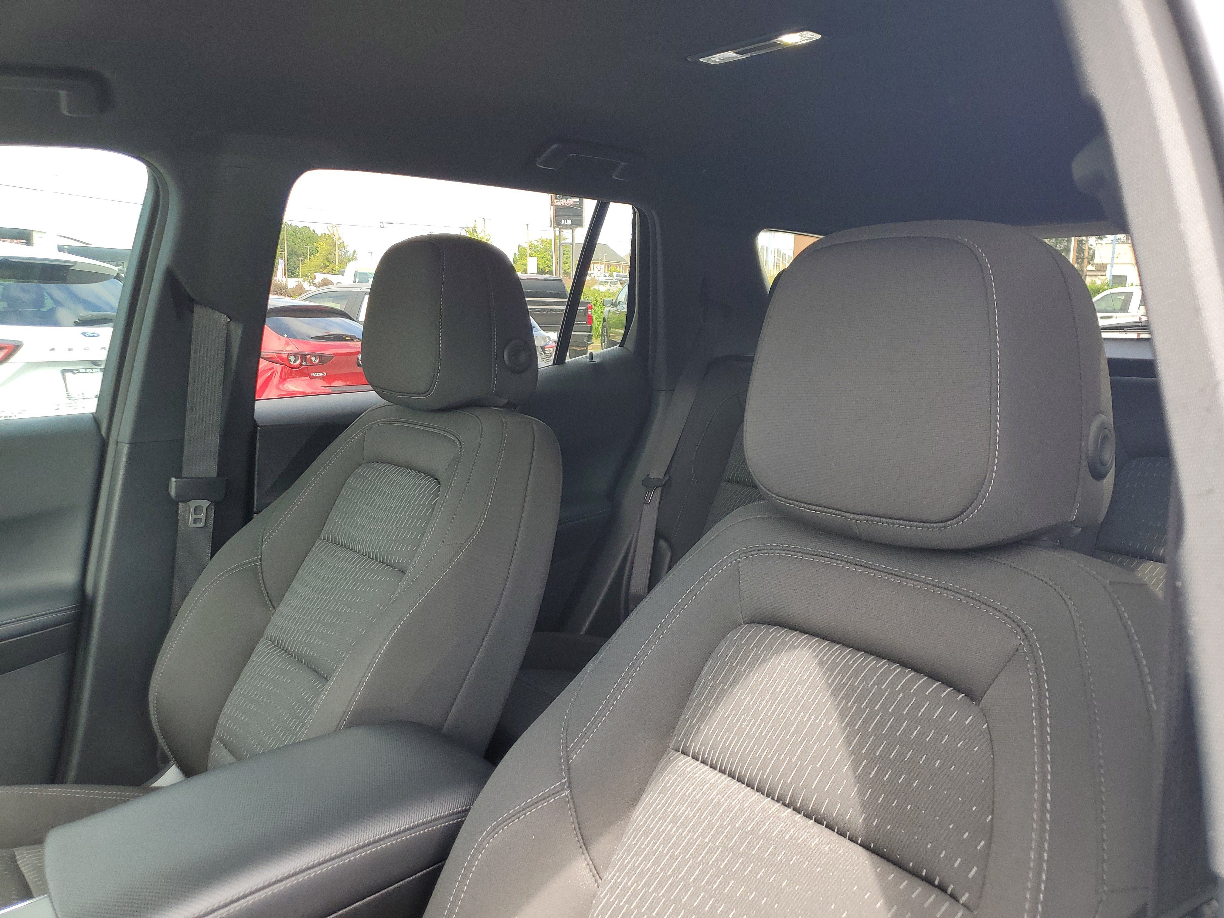 Used 2026 Chevrolet Equinox LT FWD image 16