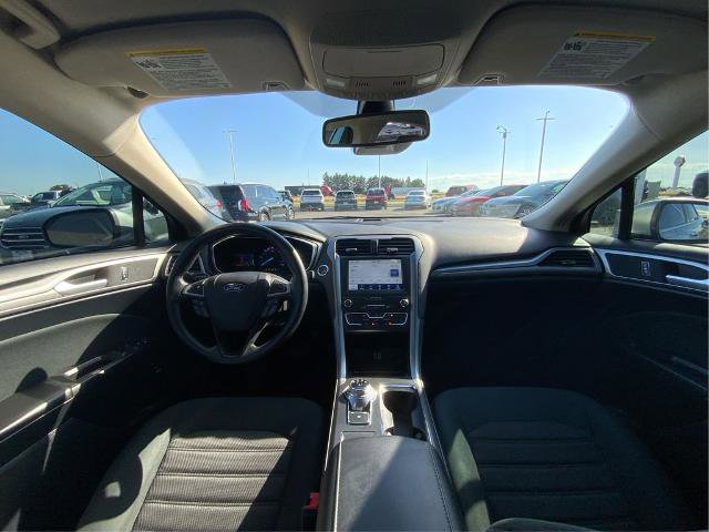Certified 2020 Ford Fusion SE FWD image 25
