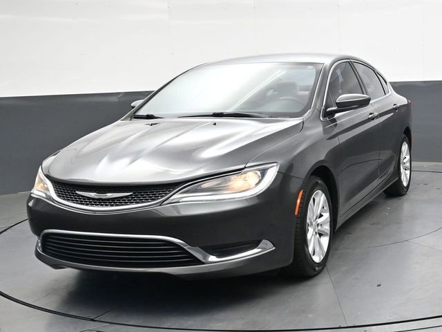 Used 2017 Chrysler 200 Limited Platinum image 10