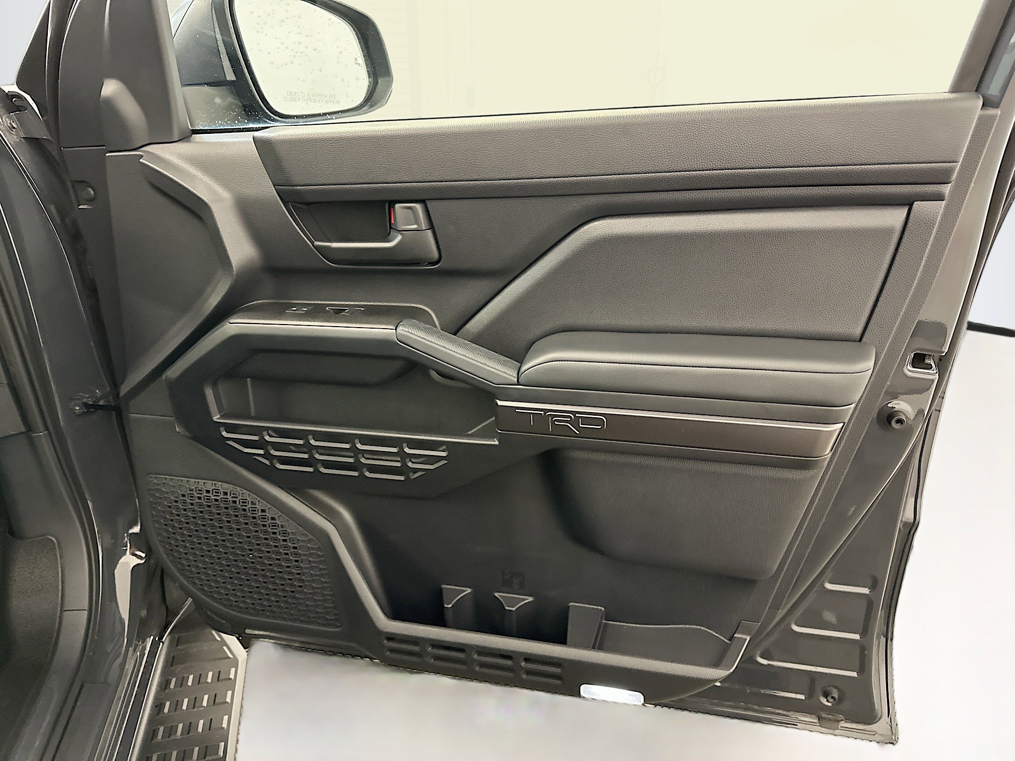 Used 2025 Toyota 4Runner TRD Off-Road image 33