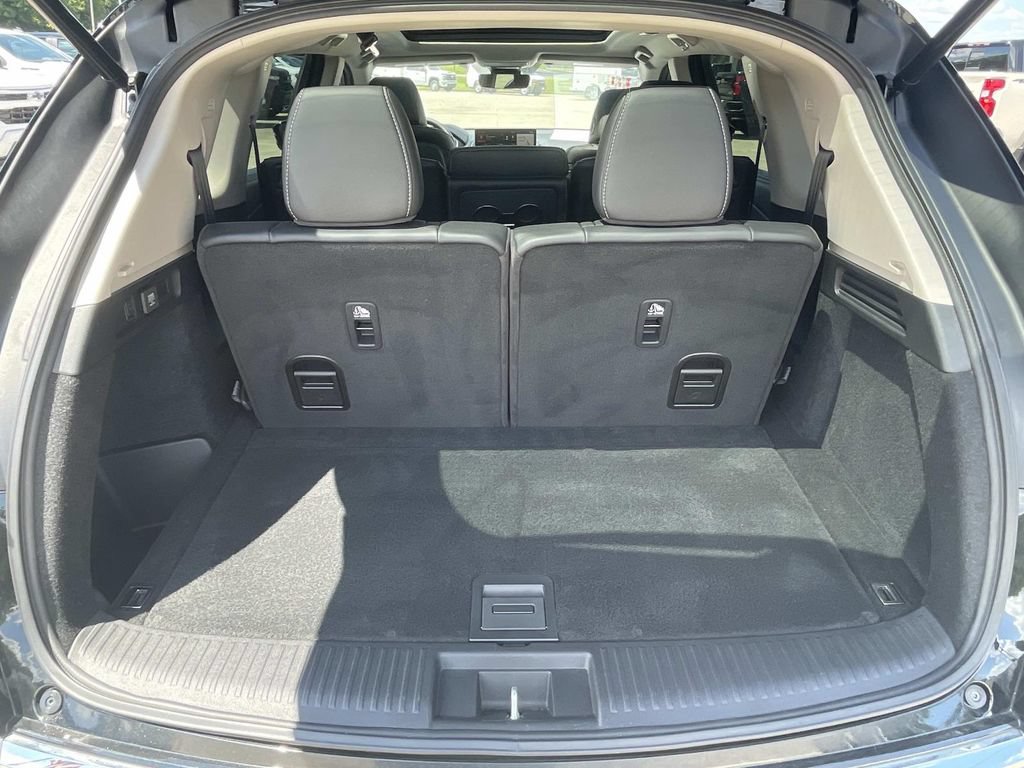 Used 2023 Acura MDX w/ Technology Package FWD image 8