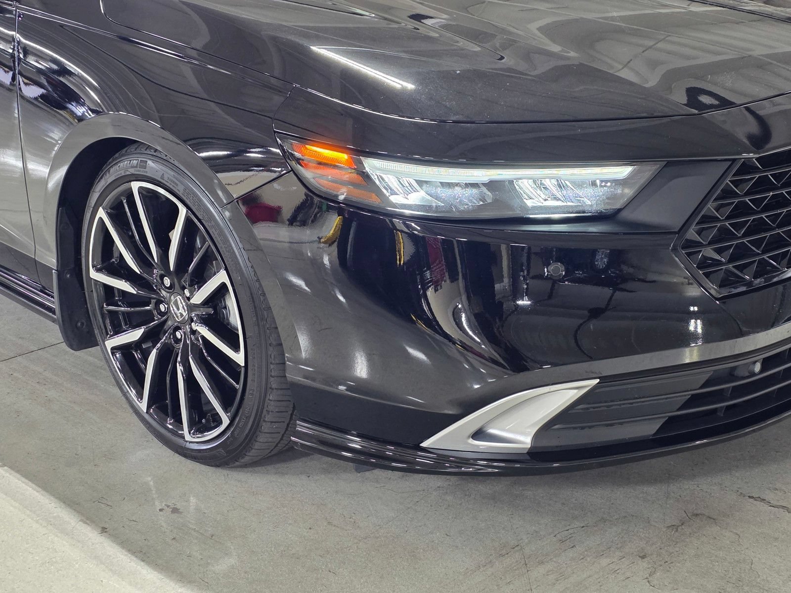 Used 2024 Honda Accord Touring image 10