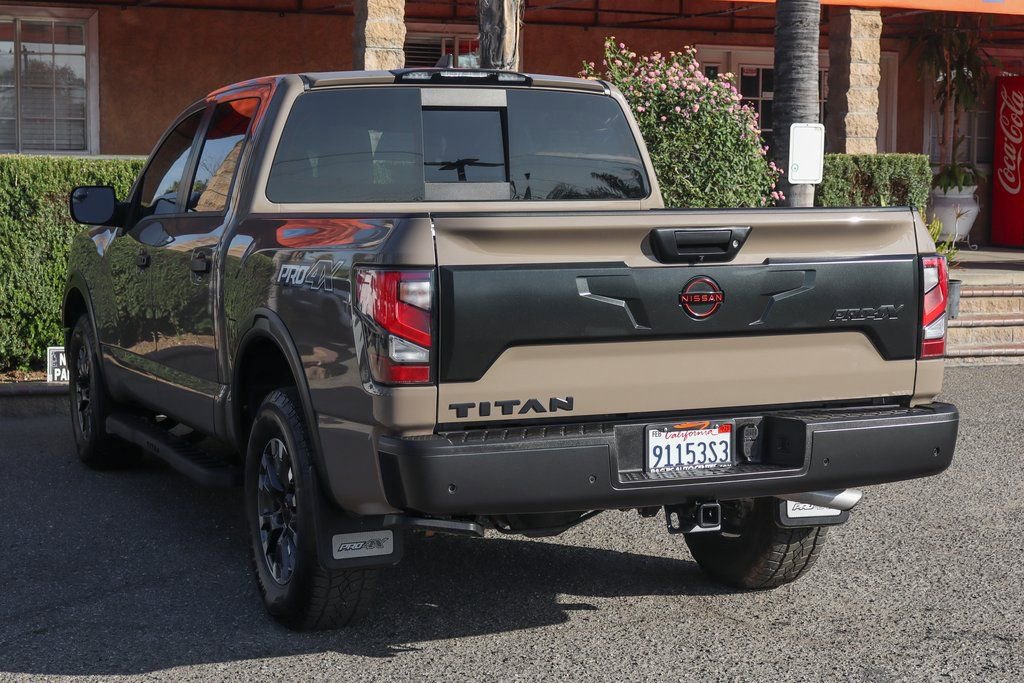 Used 2023 Nissan Titan PRO-4X w/ Pro-4x Convenience Package AWD/4WD image 6