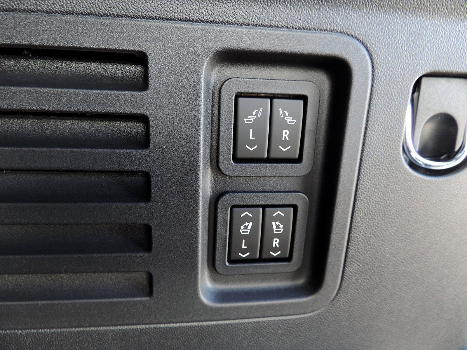 New 2026 Buick Enclave Preferred w/ Super Cruise Package image 14