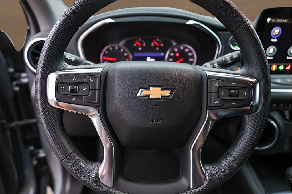 Used 2024 Chevrolet Blazer LT FWD image 12