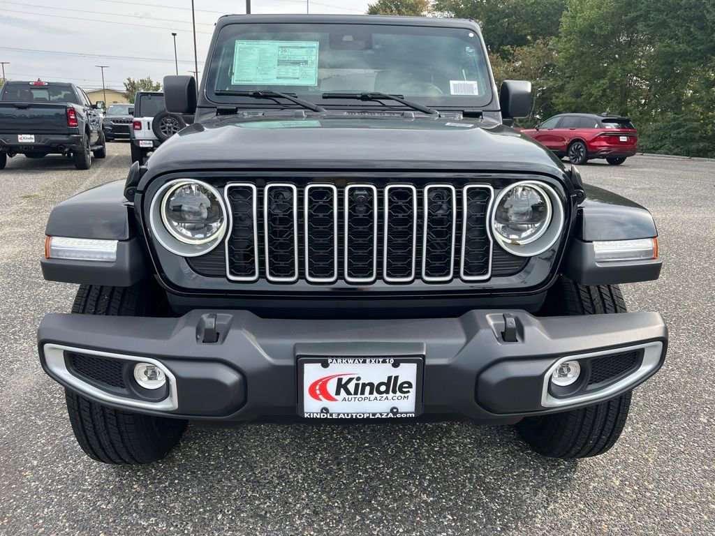 New 2025 Jeep Wrangler Sahara video 2