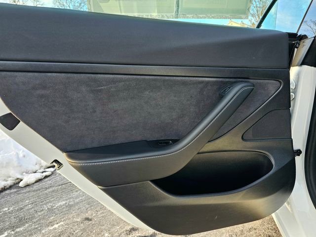 Used 2021 Tesla Model 3 Standard Range Plus image 25