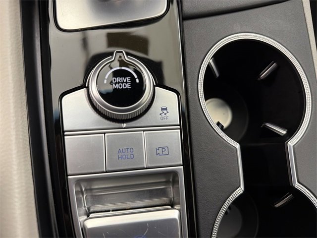 Used 2023 Genesis G70 2.0T image 29