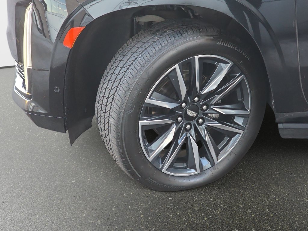 Used 2021 Cadillac Escalade Sport w/ Driver Assist Tech Package AWD/4WD image 35