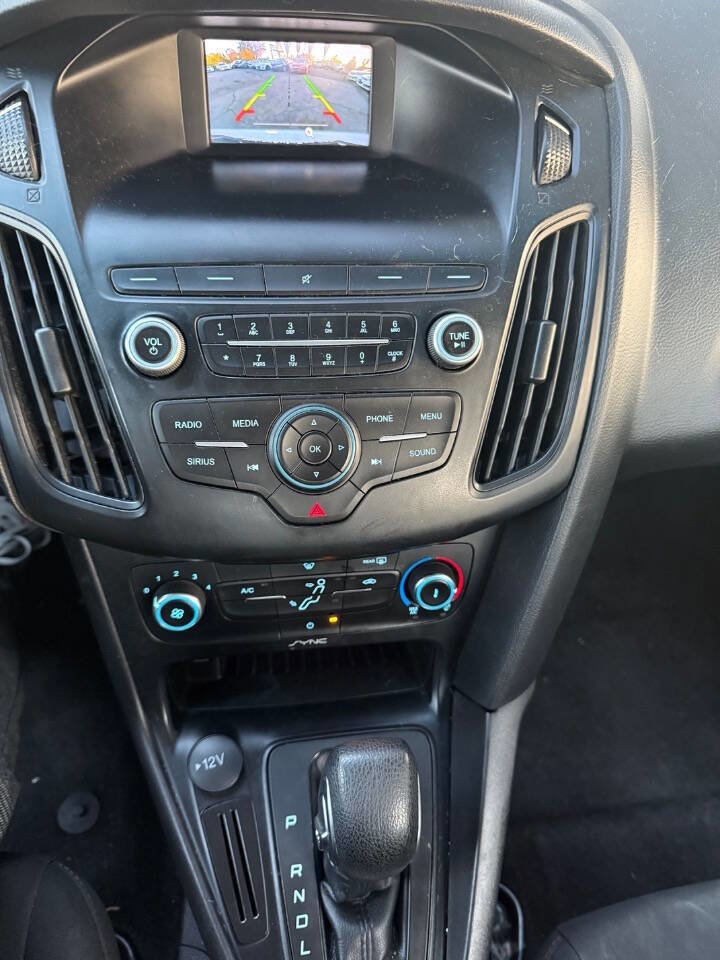 Used 2018 Ford Focus SE image 17