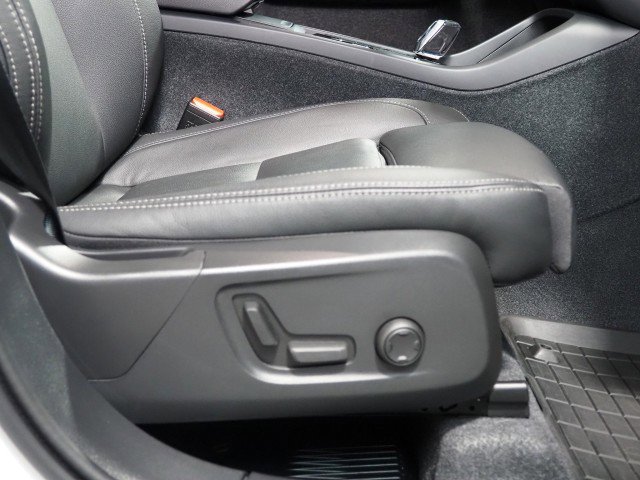 Used 2024 Volvo XC40 B5 Plus w/ Climate Package AWD/4WD image 62