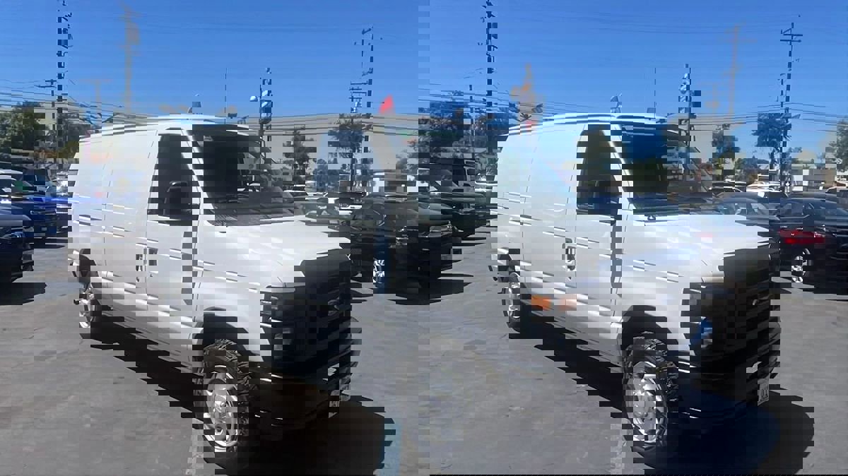 Used 2013 Ford E-150 and Econoline 150 image 6