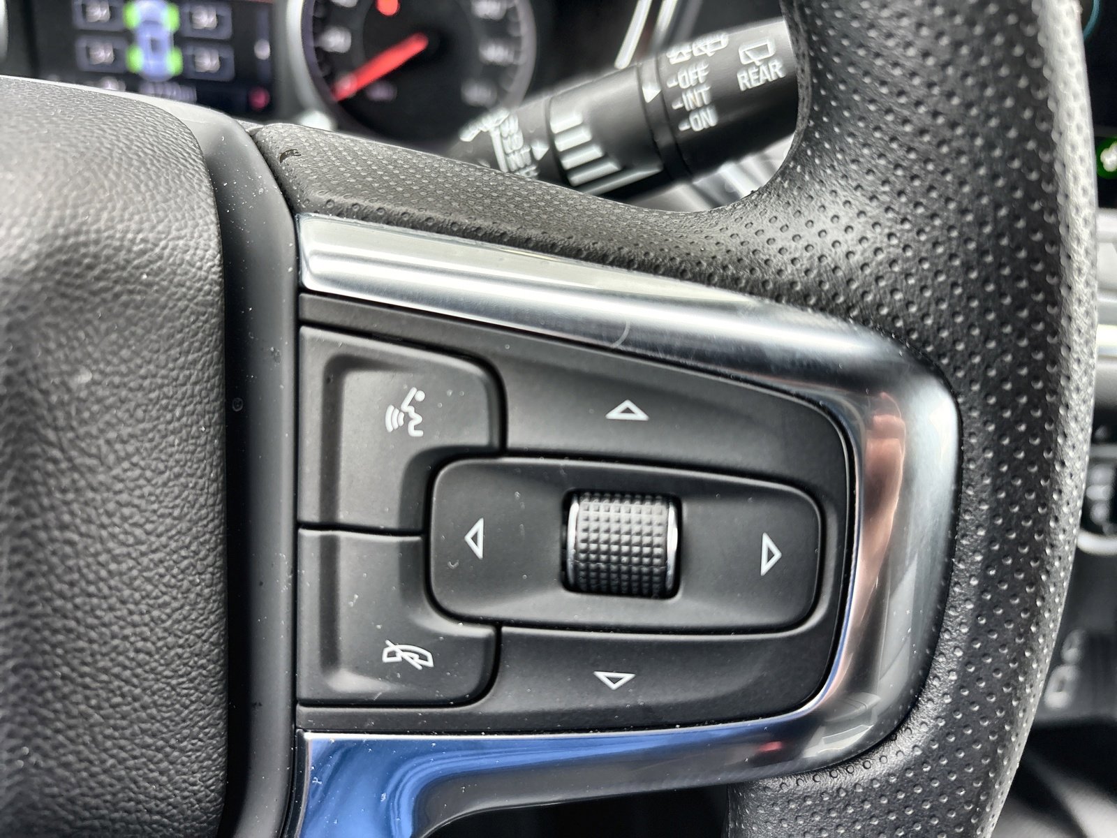 New 2026 Chevrolet Blazer LT w/ Convenience Package image 25