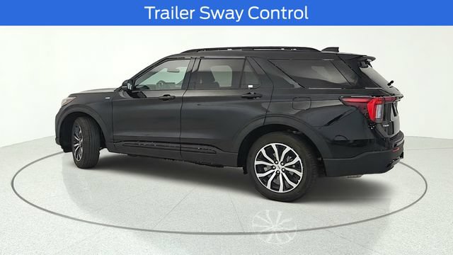 Certified 2026 Ford Explorer ST-Line AWD/4WD image 3