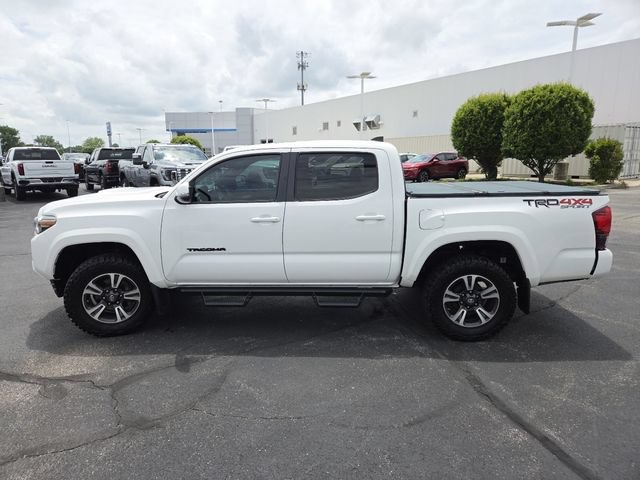 Used 2019 Toyota Tacoma TRD Sport AWD/4WD image 21