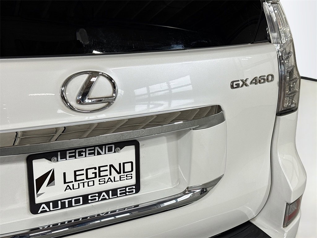 Used 2019 Lexus GX 460 image 11