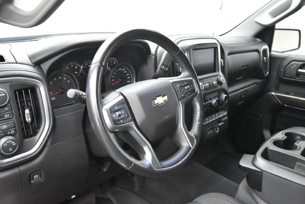 Used 2020 Chevrolet Silverado 1500 LT w/ Fleet Comfort Package AWD/4WD image 11