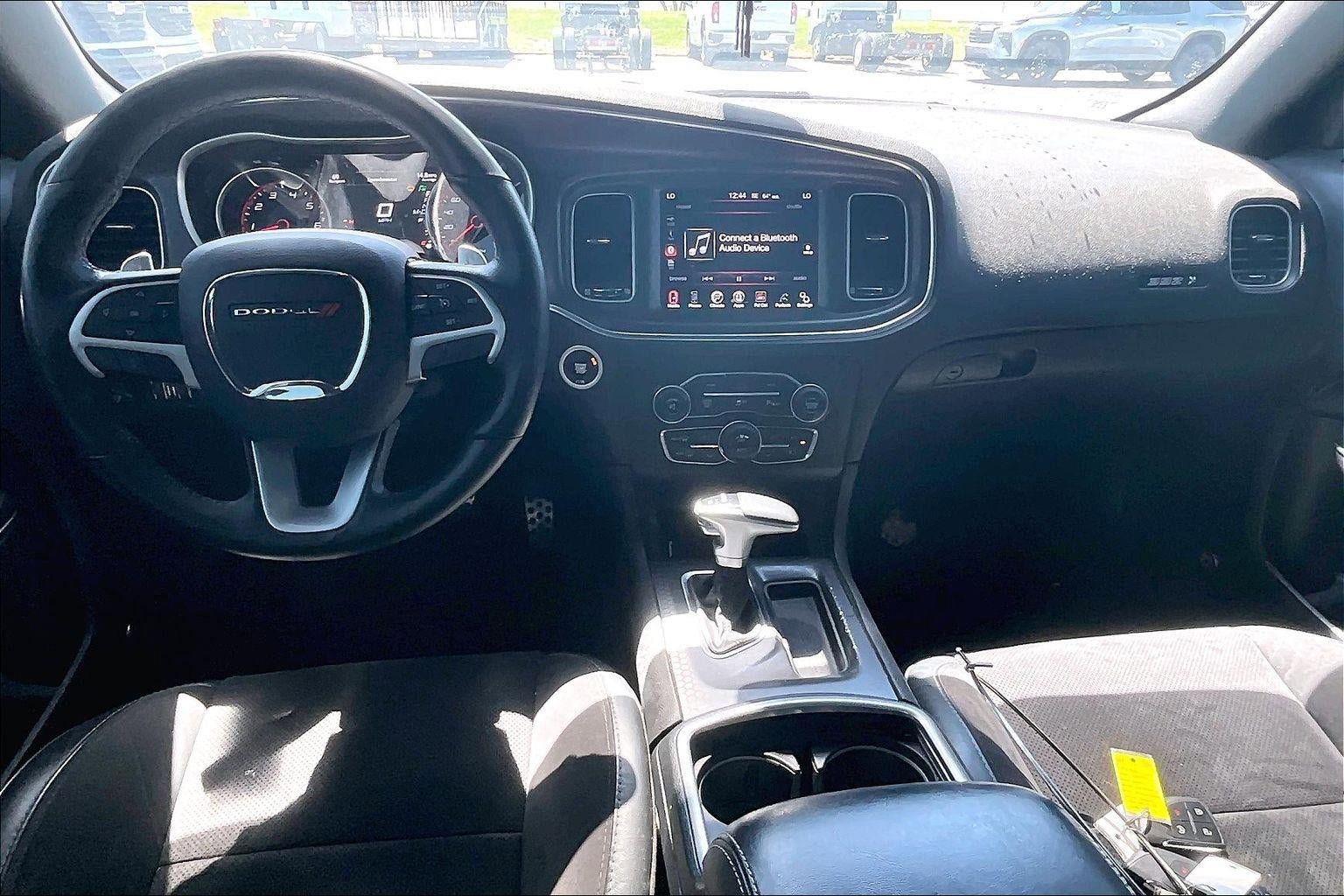 Used 2016 Dodge Charger R/T Scat Pack w/ Beats Audio Group RWD image 15