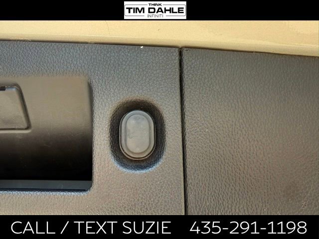 Used 2017 GMC Yukon Denali w/ Open Road Package AWD/4WD image 23
