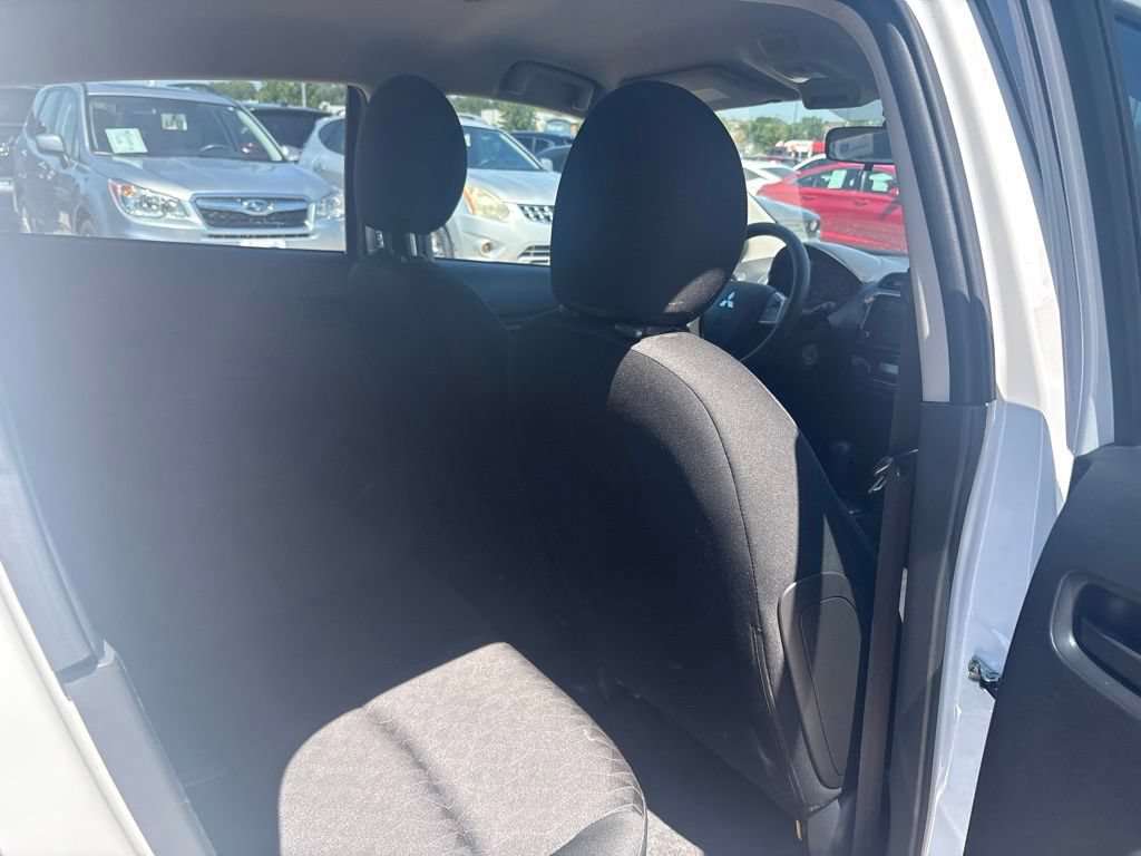 Used 2024 Mitsubishi Mirage ES FWD image 27