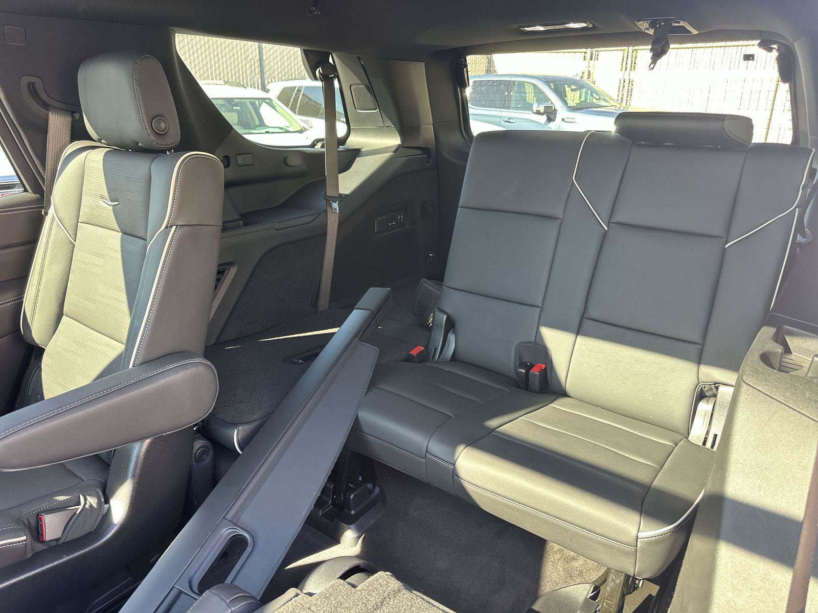 Used 2025 Cadillac Escalade Sport AWD/4WD image 42