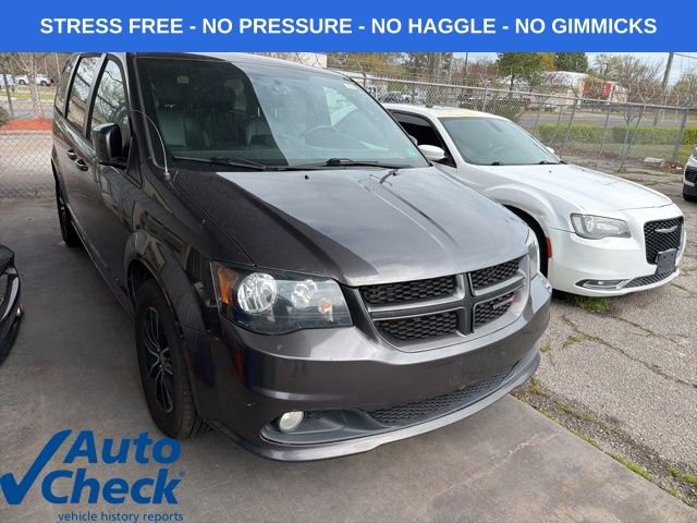 Used 2018 Dodge Grand Caravan GT image 3