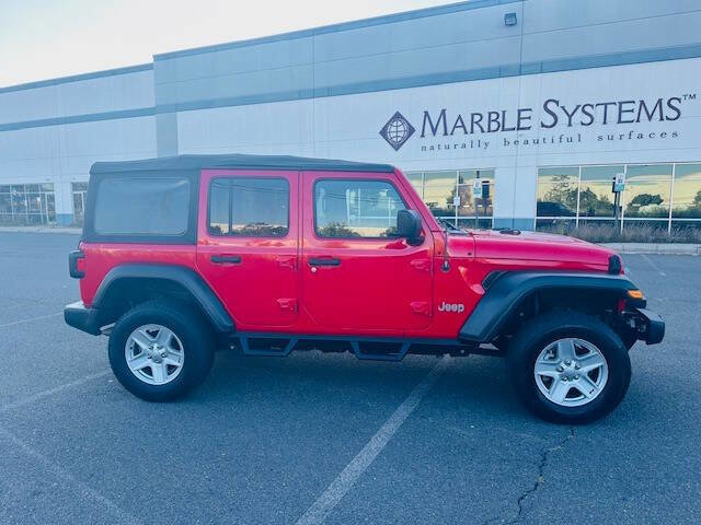 Used 2018 Jeep Wrangler Unlimited Sport image 6