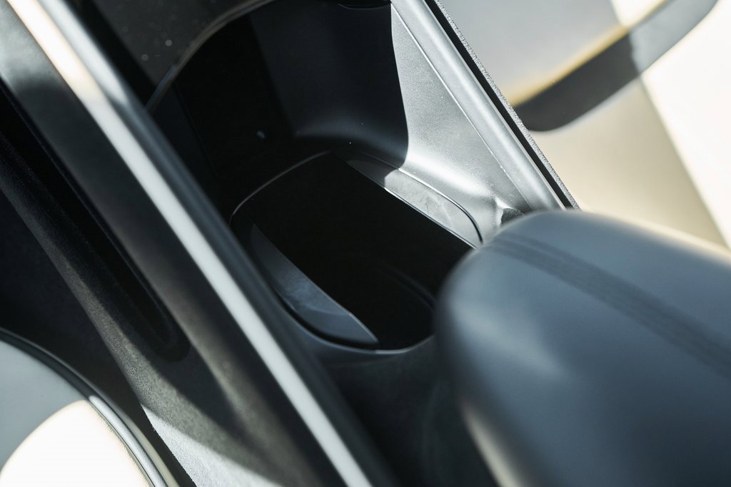 Used 2022 Ferrari Roma Base image 59