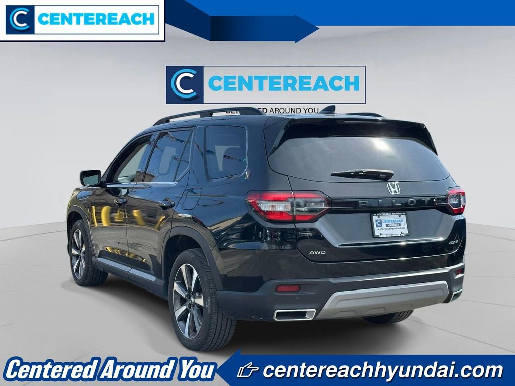 Used 2023 Honda Pilot Elite image 4