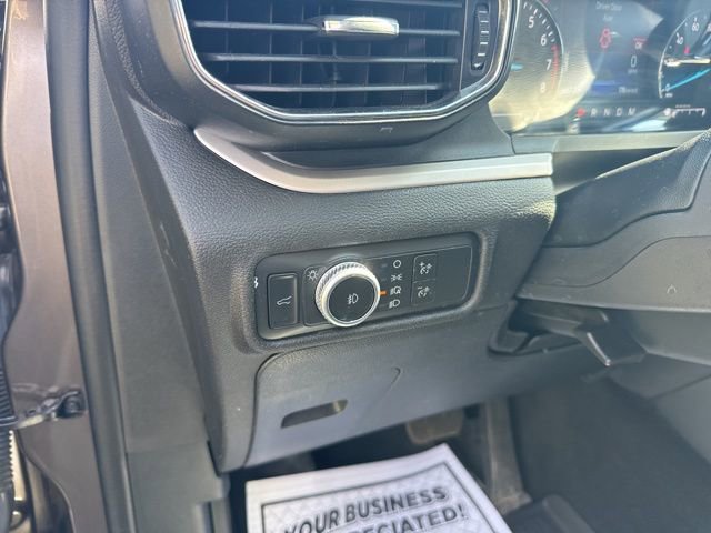 Used 2021 Ford Explorer XLT w/ Equipment Group 202A image 8