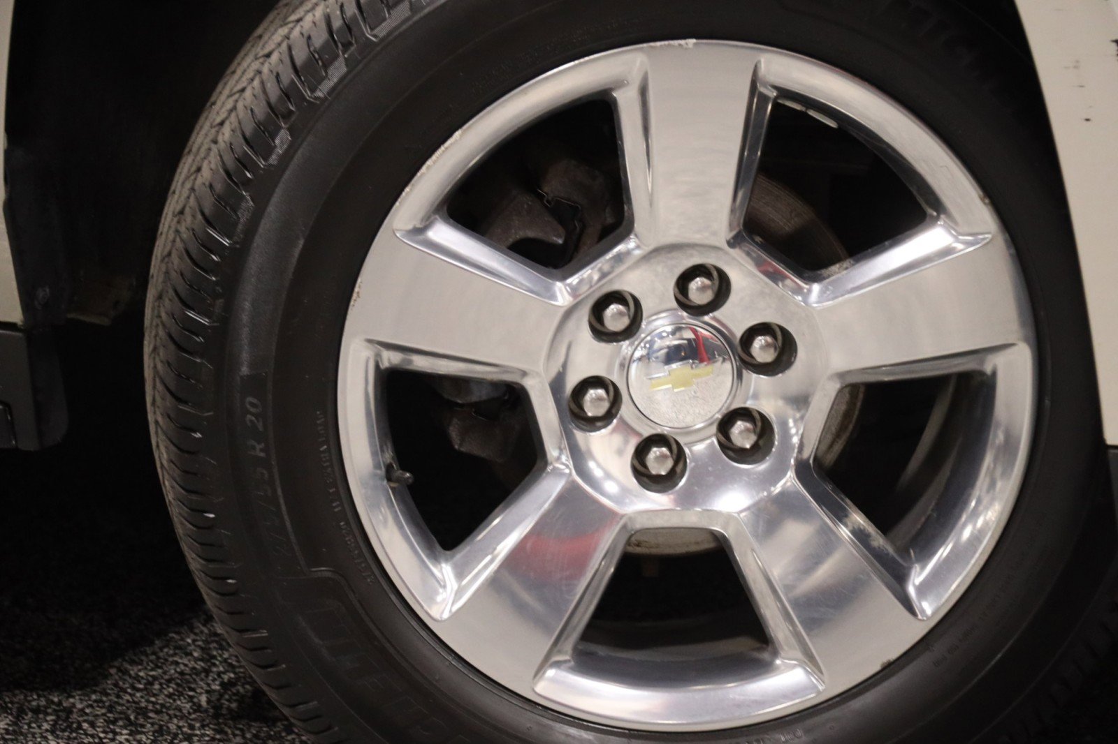 Used 2017 Chevrolet Suburban LT AWD/4WD image 4